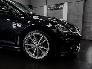 Volkswagen Golf thumbnail