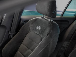 Volkswagen Golf thumbnail