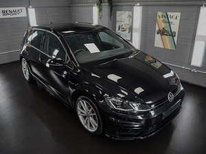 Volkswagen Golf thumbnail