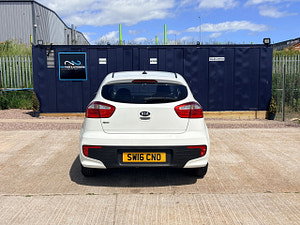 Kia Rio thumbnail