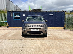Land Rover Discovery Sport thumbnail