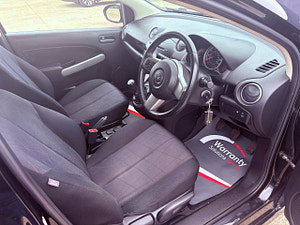 Mazda Mazda2 thumbnail