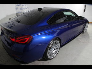 BMW M4 thumbnail