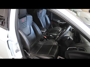 Ford Focus thumbnail