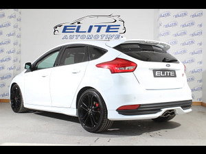 Ford Focus thumbnail