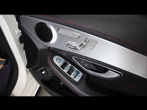 Mercedes-Benz C Class thumbnail