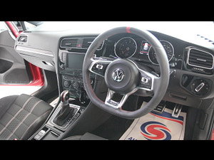 Volkswagen Golf thumbnail