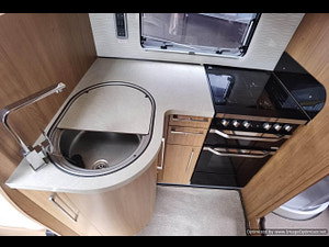 Auto-trail Comanche thumbnail