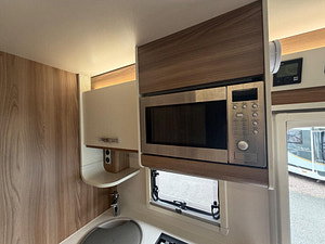 Swift Champagne 604 thumbnail
