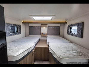 Swift Escape 684 thumbnail