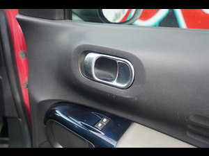 Citroen C4 Cactus thumbnail