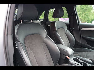 Audi Q3 thumbnail