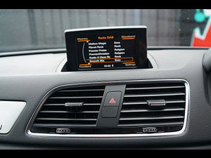 Audi Q3 thumbnail