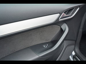 Audi Q3 thumbnail