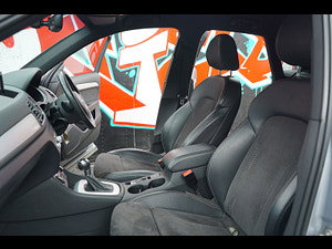 Audi Q3 thumbnail