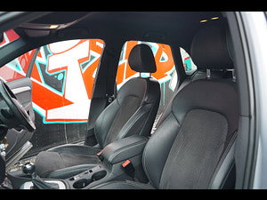 Audi Q3 thumbnail