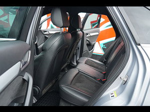 Audi Q3 thumbnail