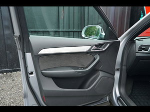 Audi Q3 thumbnail