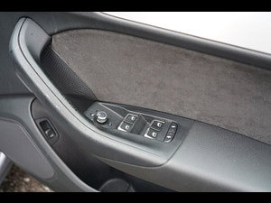 Audi Q3 thumbnail