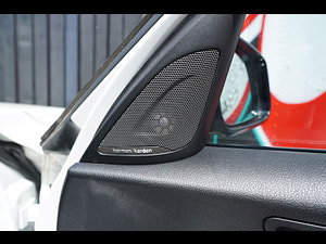 BMW 1 Series thumbnail