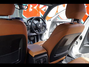 BMW 1 Series thumbnail