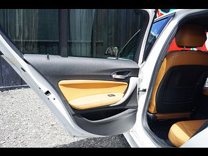 BMW 1 Series thumbnail