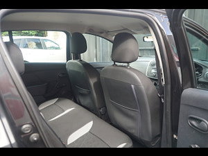 Dacia Sandero Stepway thumbnail