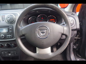 Dacia Sandero Stepway thumbnail
