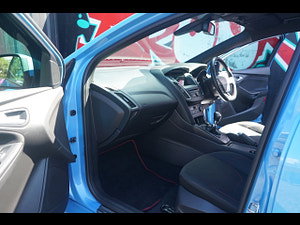 Ford Focus thumbnail