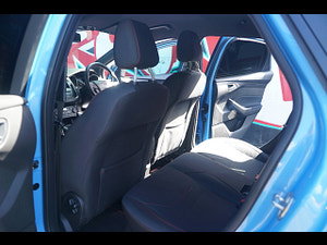 Ford Focus thumbnail