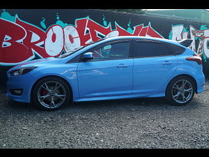 Ford Focus thumbnail