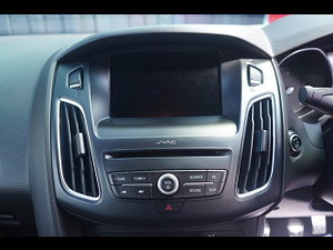 Ford Focus thumbnail