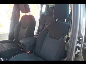 Jeep Renegade thumbnail