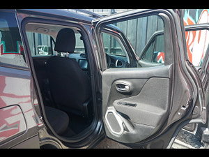 Jeep Renegade thumbnail