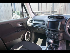Jeep Renegade thumbnail