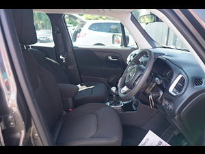 Jeep Renegade thumbnail