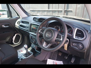 Jeep Renegade thumbnail