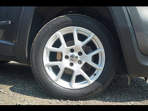 Jeep Renegade thumbnail
