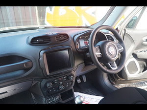 Jeep Renegade thumbnail