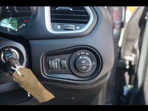 Jeep Renegade thumbnail