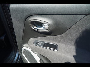 Jeep Renegade thumbnail