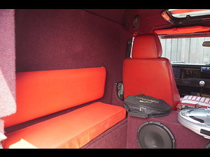 Land Rover Defender 90 thumbnail