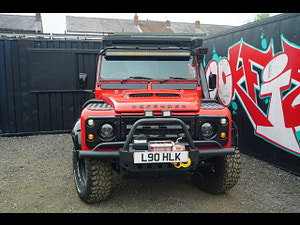 Land Rover Defender 90 thumbnail