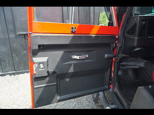 Land Rover Defender 90 thumbnail