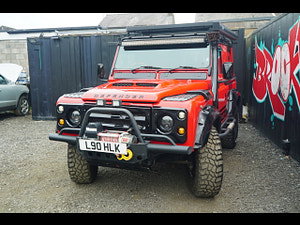 Land Rover Defender 90 thumbnail