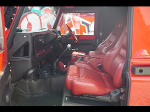 Land Rover Defender 90 thumbnail