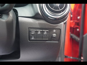Mazda Mazda2 thumbnail