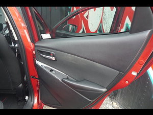 Mazda Mazda2 thumbnail