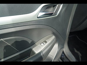 MG MG ZS thumbnail