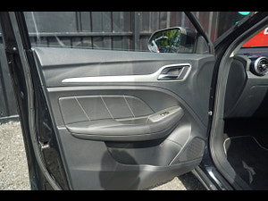 MG MG ZS thumbnail